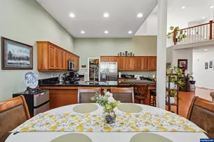 973 Eisenhower Dr NW, Salem, OR 97304 - Photo 15