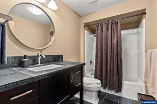 895 NW Carpathian Dr, Corvallis, OR 97330 - Photo 37