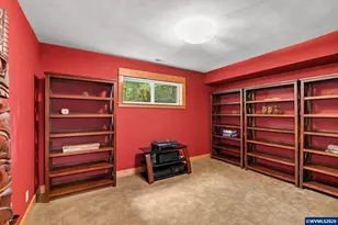 895 NW Carpathian Dr, Corvallis, OR 97330 - Photo 39