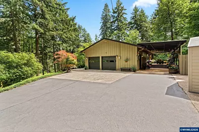 895 NW Carpathian Dr, Corvallis, OR 97330 - Photo 7
