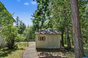 920 NW Carpathian Dr, Corvallis, OR 97330 - Photo 45