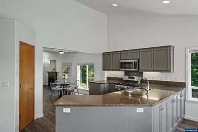 920 NW Carpathian Dr, Corvallis, OR 97330 - Photo 15