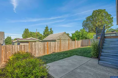 1448 SW 11th St, Dallas, OR 97338 - Photo 35