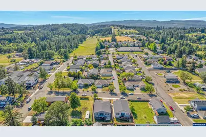 1448 SW 11th St, Dallas, OR 97338 - Photo 45