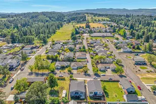 1448 SW 11th St, Dallas, OR 97338 - Photo 45