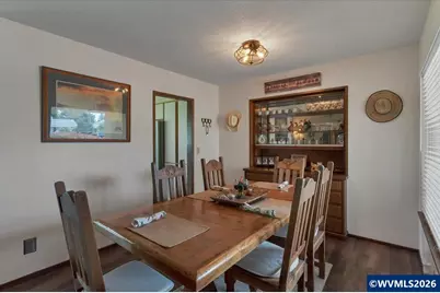 3218 Oakcrest Dr NW, Salem, OR 97304 - Photo 9
