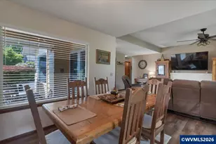 3218 Oakcrest Dr NW, Salem, OR 97304 - Photo 11