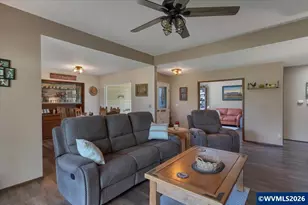 3218 Oakcrest Dr NW, Salem, OR 97304 - Photo 7
