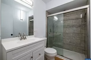 1115 12th Av SW, Albany, OR 97321 - Photo 7
