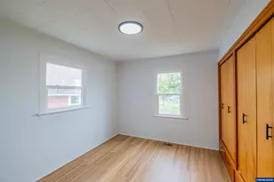 1115 12th Av SW, Albany, OR 97321 - Photo 5
