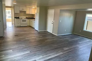 176 47th Ave NE, Salem, OR 97301 - Photo 3