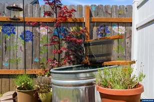 310 W B St, Lebanon, OR 97355 - Photo 29