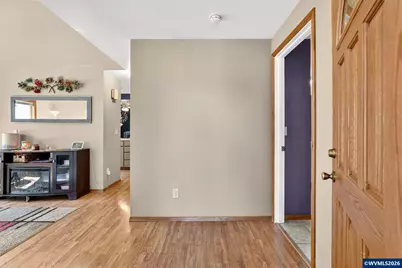 2952 45th Ct SE, Albany, OR 97322 - Photo 5