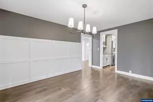 3575 NW Roosevelt Dr, Corvallis, OR 97330 - Photo 13