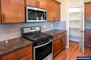 2000 NE Summit Dr, Albany, OR 97321 - Photo 11
