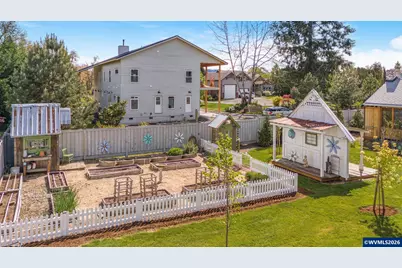 336 E Blakely Av, Brownsville, OR 97327 - Photo 45
