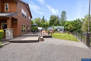 210 SE Whitten Rd, Mill City, OR 97360 - Photo 47