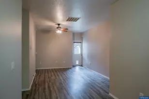 1374 Ruge St NW, Salem, OR 97304 - Photo 11