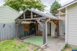 1374 Ruge St NW, Salem, OR 97304 - Photo 29