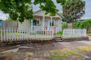1374 Ruge St NW, Salem, OR 97304 - Photo 3