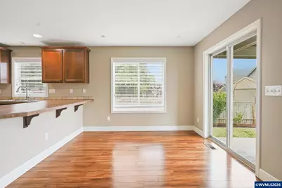 1075 Sage St, Silverton, OR 97381 - Photo 33