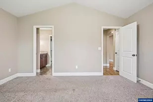 1075 Sage St, Silverton, OR 97381 - Photo 19