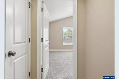 1075 Sage St, Silverton, OR 97381 - Photo 15