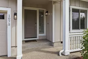 1075 Sage St, Silverton, OR 97381 - Photo 3