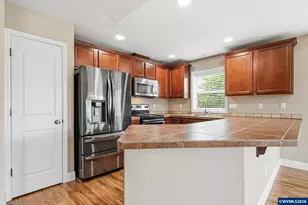 1075 Sage St, Silverton, OR 97381 - Photo 27