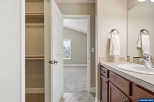 1075 Sage St, Silverton, OR 97381 - Photo 21