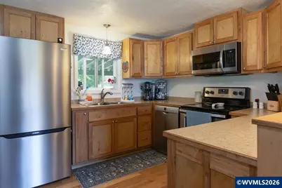 660 Central Av, Lebanon, OR 97355 - Photo 7