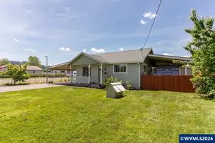 660 Central Ave, Lebanon, OR 97355 - Photo 3