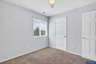 2571 Graystone Dr, Woodburn, OR 97071 - Photo 13