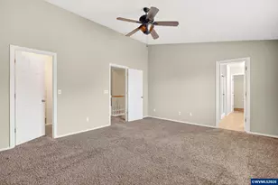 2571 Graystone Dr, Woodburn, OR 97071 - Photo 3