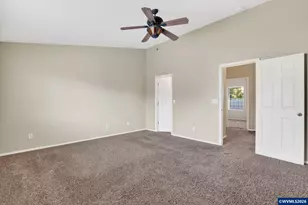 2571 Graystone Dr, Woodburn, OR 97071 - Photo 25
