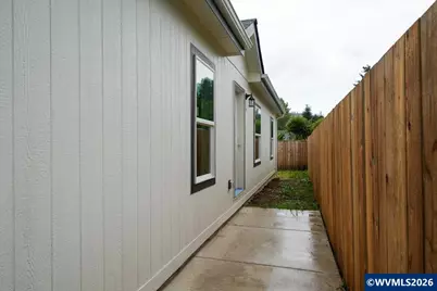 1228 47th Av, Sweet Home, OR 97386 - Photo 5