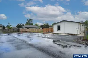 1228 47th Ave, Sweet Home, OR 97386 - Photo 7
