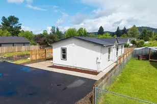 1228 47th Ave, Sweet Home, OR 97386 - Photo 3
