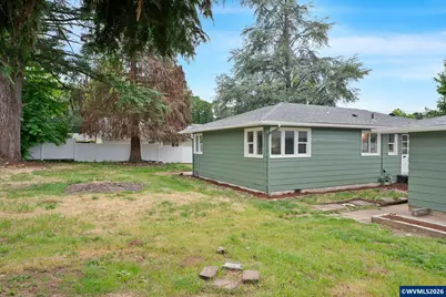 821 Cedar St, Sweet Home, OR 97386 - Photo 25