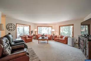 37215 Agate Dr, Lebanon, OR 97355 - Photo 33