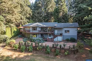 37215 Agate Dr, Lebanon, OR 97355 - Photo 1