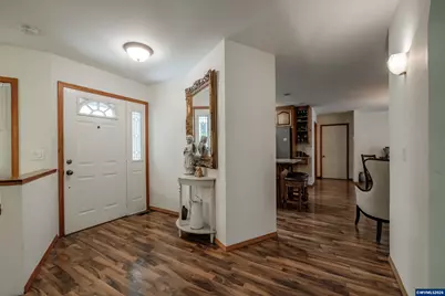 37215 Agate Dr, Lebanon, OR 97355 - Photo 15