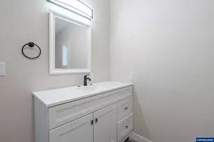1074 Rodan Ave SE, Salem, OR 97306 - Photo 21