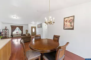132 NW Howard Ln, Dallas, OR 97338 - Photo 17