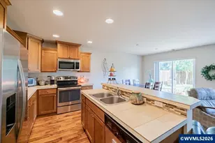2952 NW Persimmon Way, Albany, OR 97321 - Photo 5