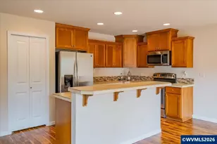 2952 NW Persimmon Way, Albany, OR 97321 - Photo 7