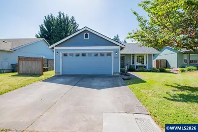 1220 40th Av, Sweet Home, OR 97386 - Photo 1