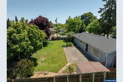 297 Heffley St S, Monmouth, OR 97361 - Photo 21