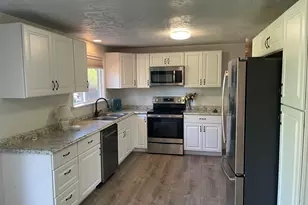 297 Heffley St S, Monmouth, OR 97361 - Photo 7