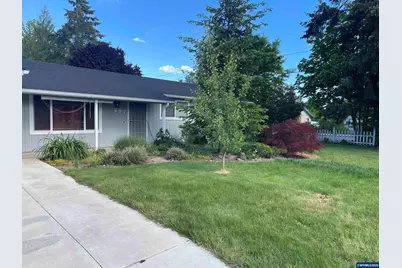 297 Heffley St S, Monmouth, OR 97361 - Photo 3